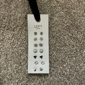 loft pack of earrings never worn